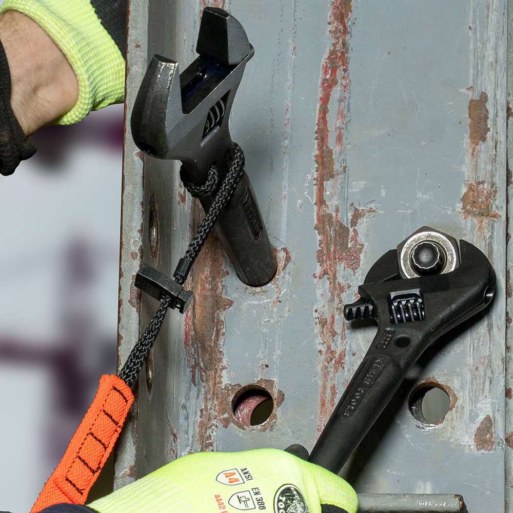 16"L Adjustable Construction Wrench W Spud Handle 1-1/2" Jaw Weight Capacity